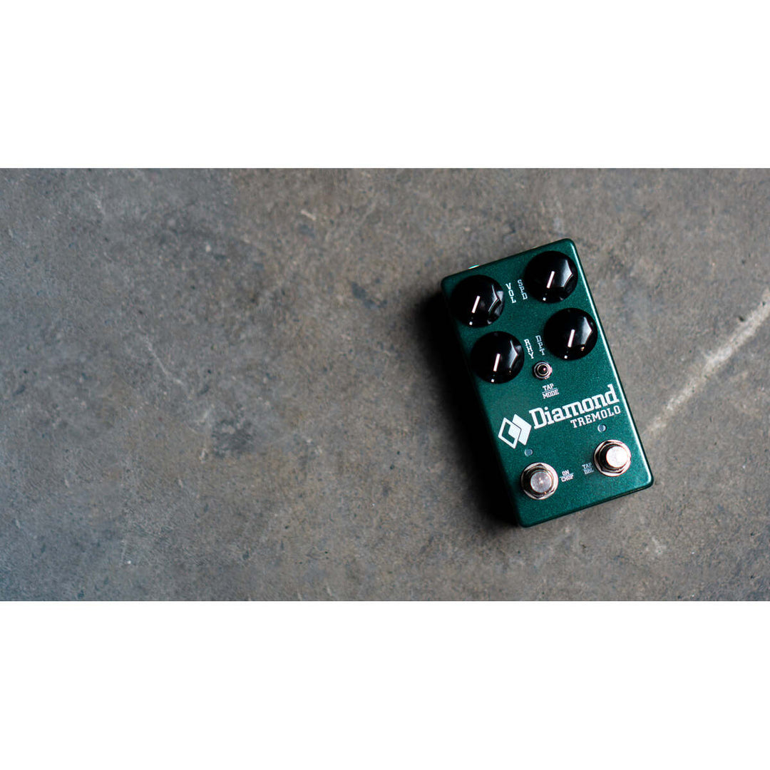 Diamond Pedal Tremolo  1
