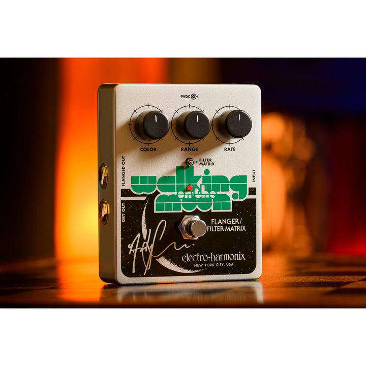 Electro-Harmonix EHX Andy Summers Walking On The Moon Analog Flanger / Filter Matrix 4