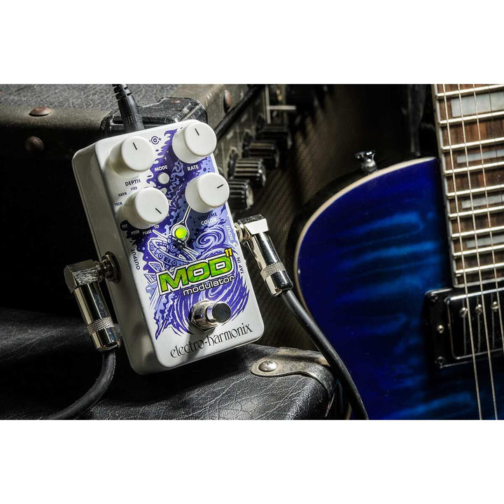 Electro-Harmonix EHX MOD 11 Modulation Pedal 5