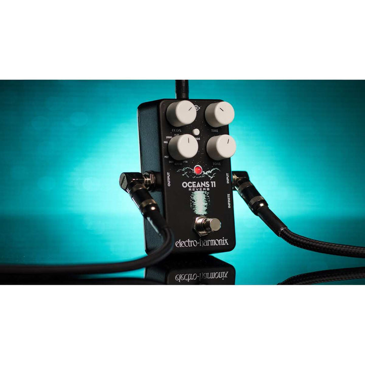 Electro-Harmonix EHX Oceans 11 Reverb 6