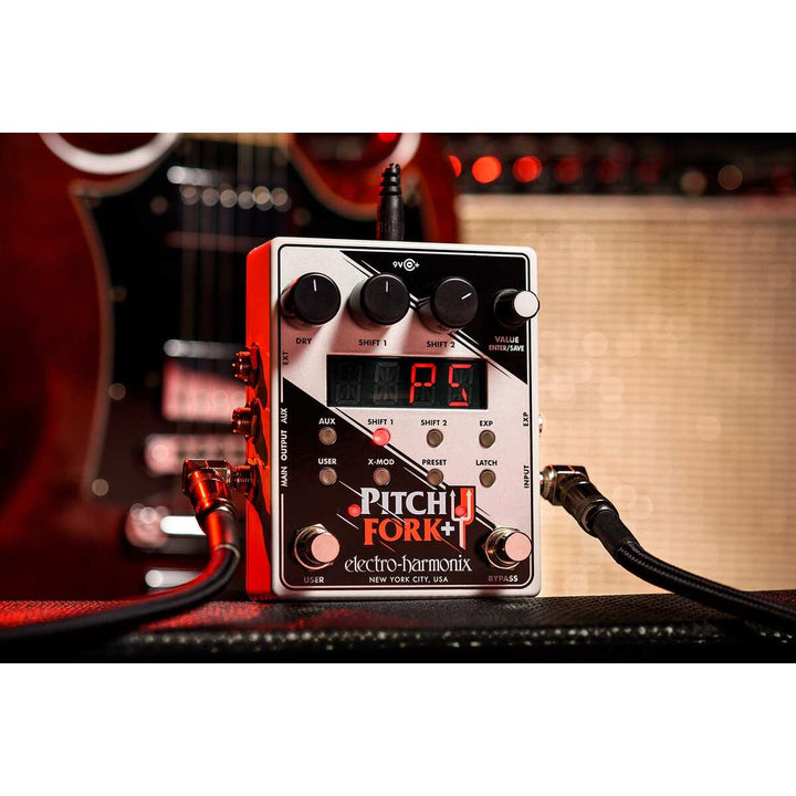 Electro-Harmonix EHX Pitch Fork + Polyphonic Pitch Shifter 5