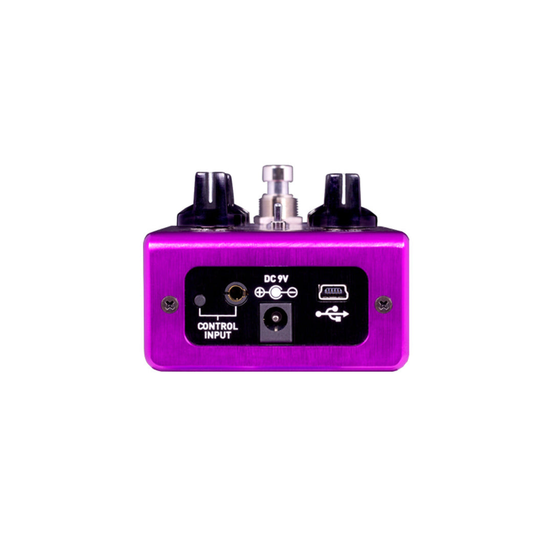 Source Audio Kingmaker Fuzz Pedal  2