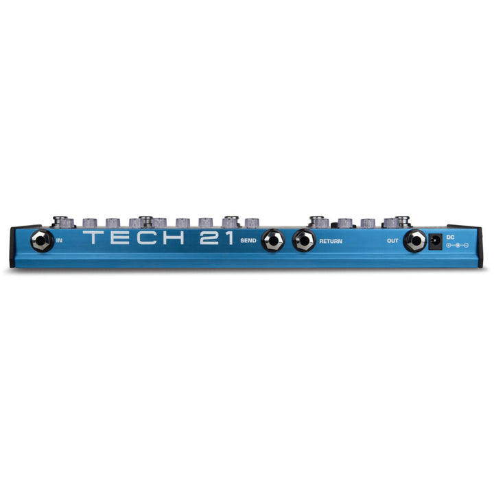 Tech 21 Bass Fly Rig (v2) - SansAmp, Channel Switching, Comp, EFX, Effect Loop in One Pedal  2